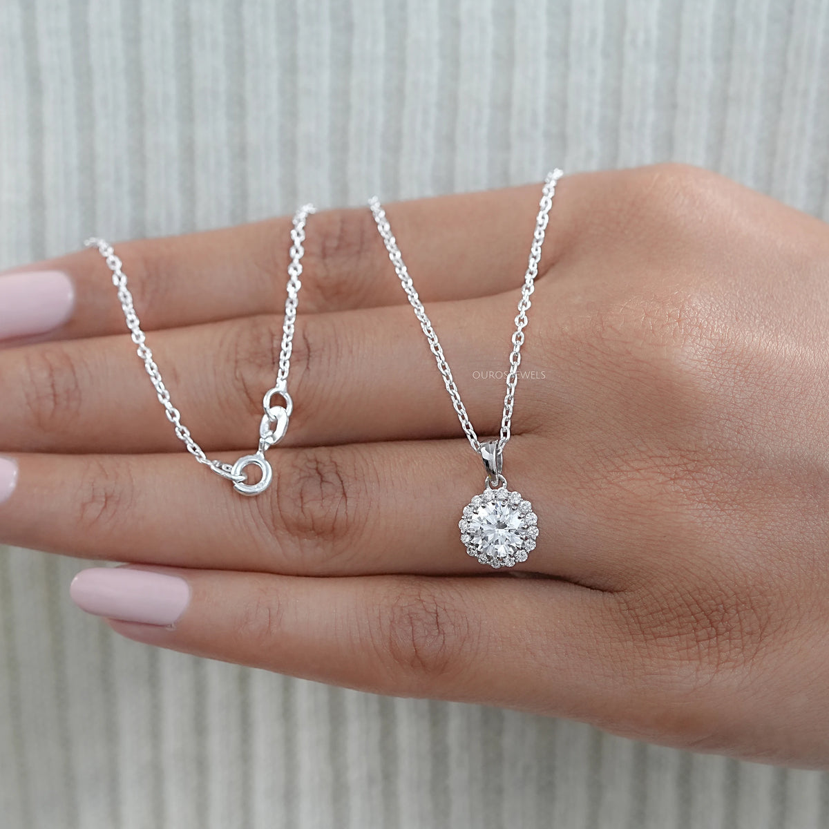 Round Lab Grown Diamond Halo Pendant Necklaces