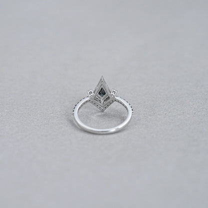 Black kite Cut Halo Curved Wedding Ring Rings