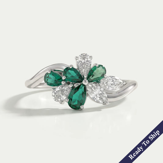 Green Pear Gemstone Cluster Wave Ring Ring