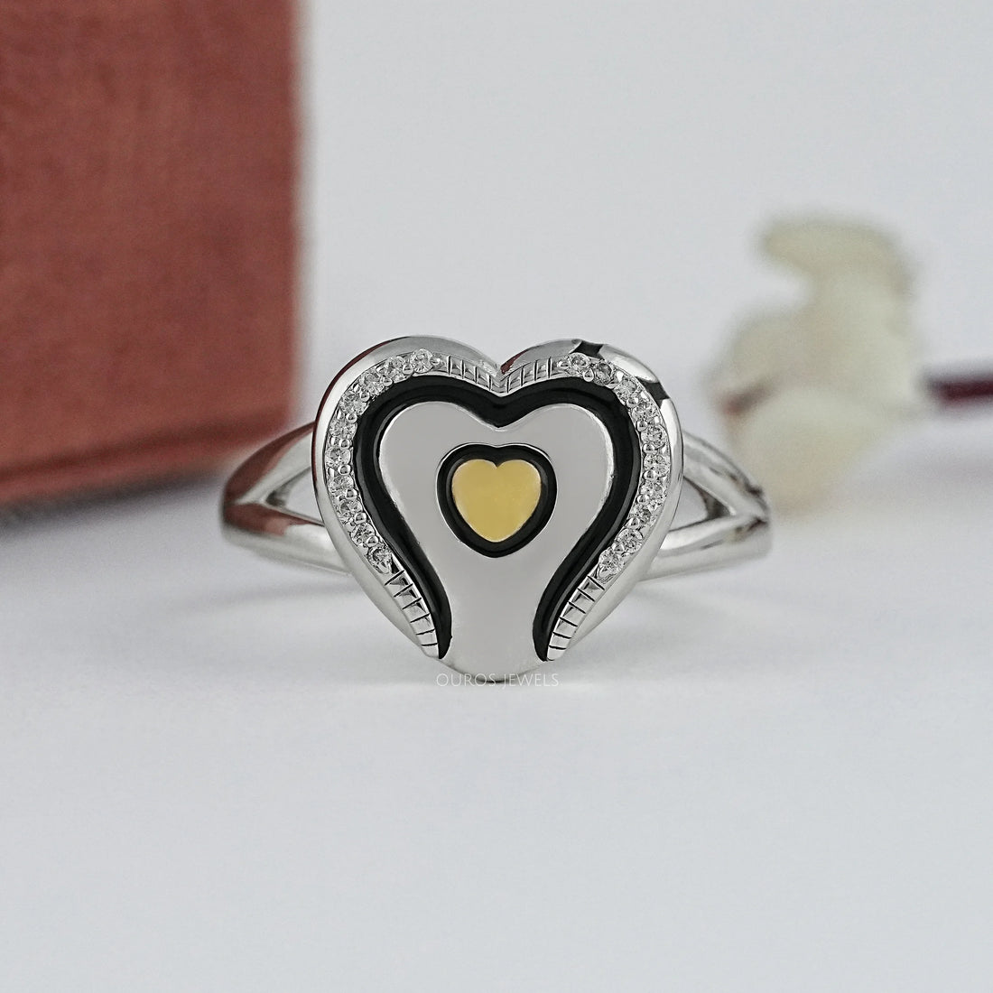 Heart Shape Round Diamond Signet Ring Ring