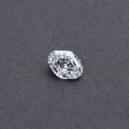 Modified Lozenge Step Cut Loose Diamond