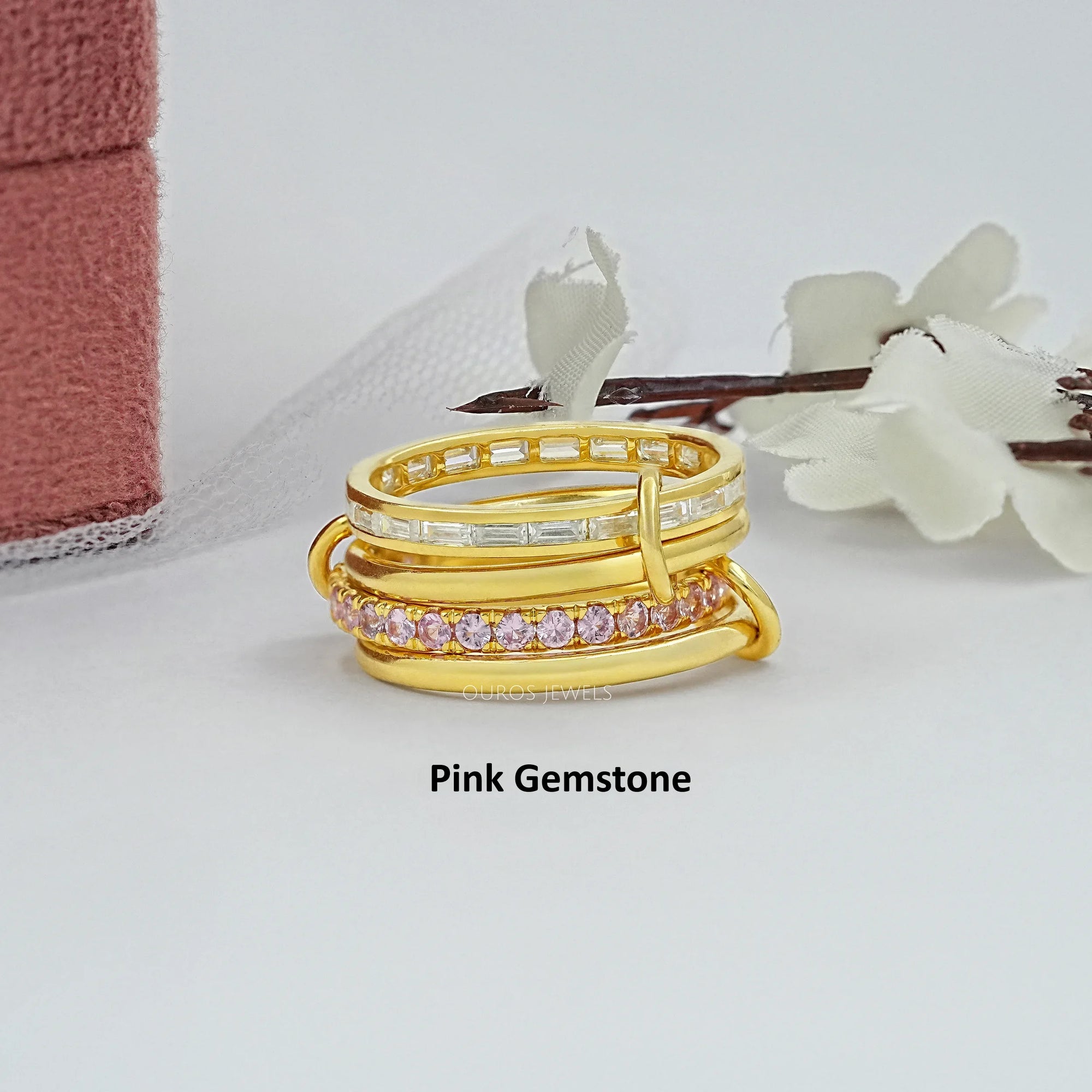 Baguette And Round Diamond Interlink Band Ring