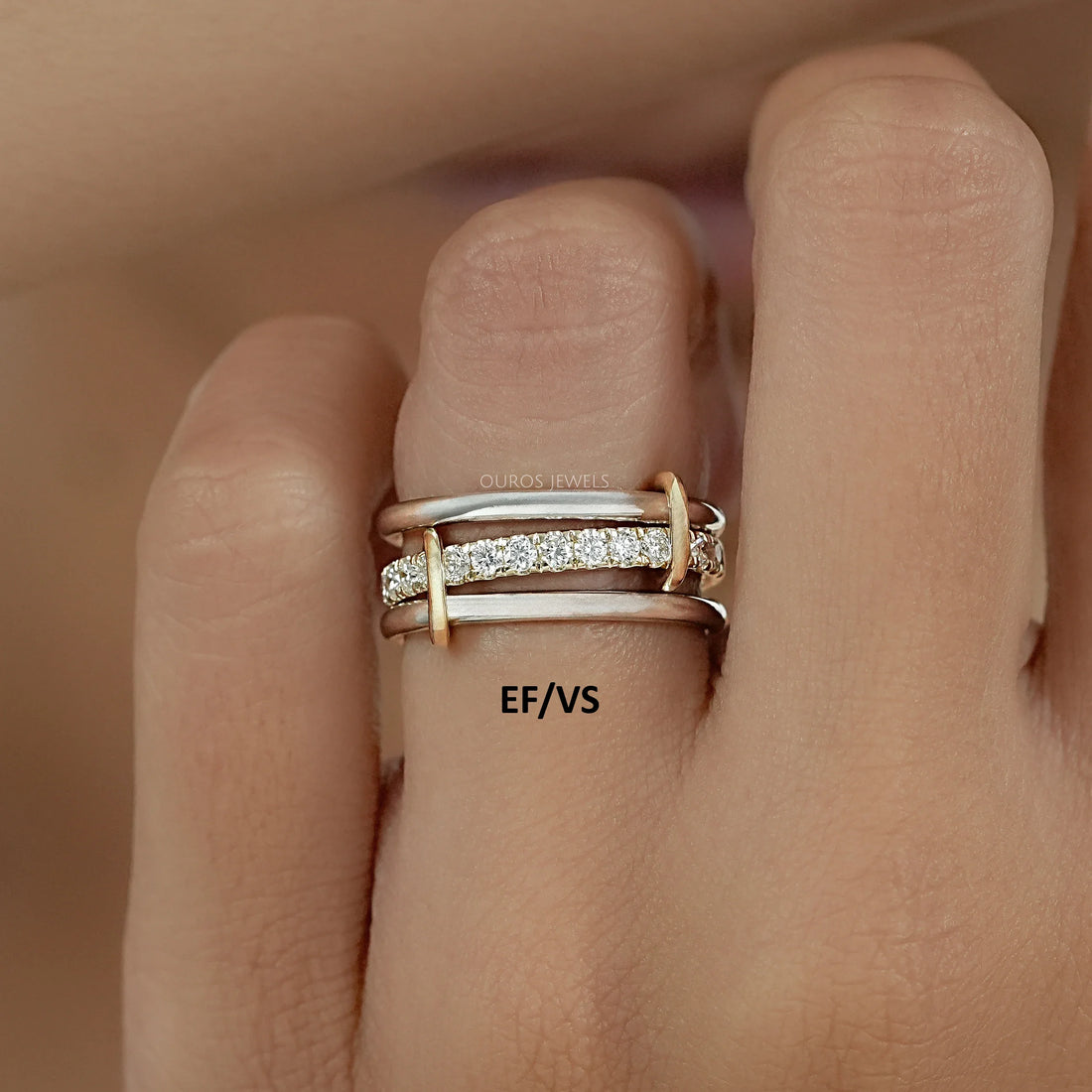 Interlink Round Lab Diamond Band Ring