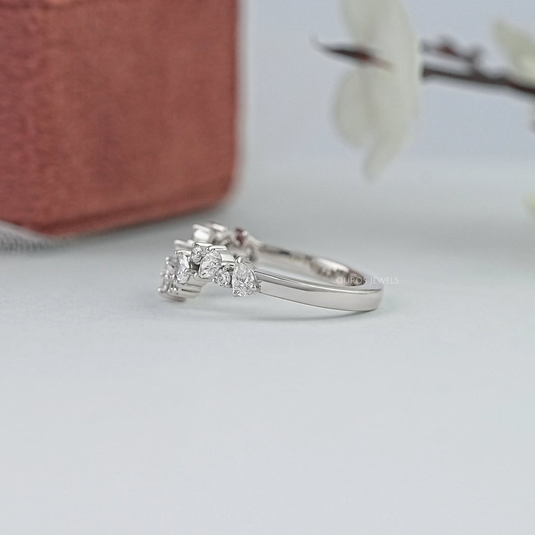 Pear And Round Lab Diamond Cluster Curved Ring Ring