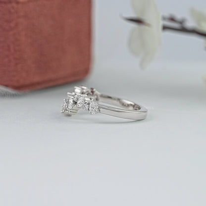Pear And Round Lab Diamond Cluster Curved Ring Ring