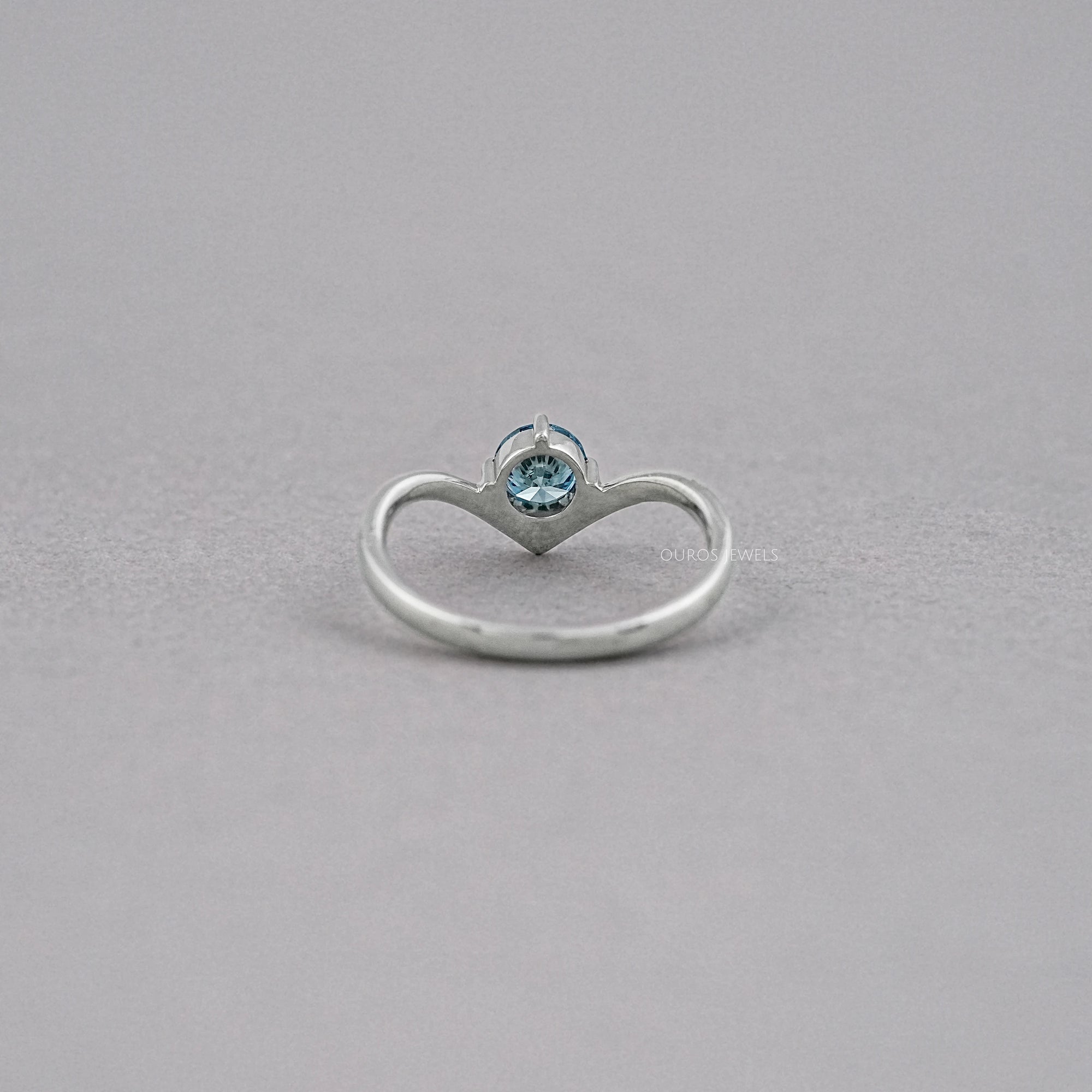 Blue Round Lab Diamond Curved Solitaire Ring Ring