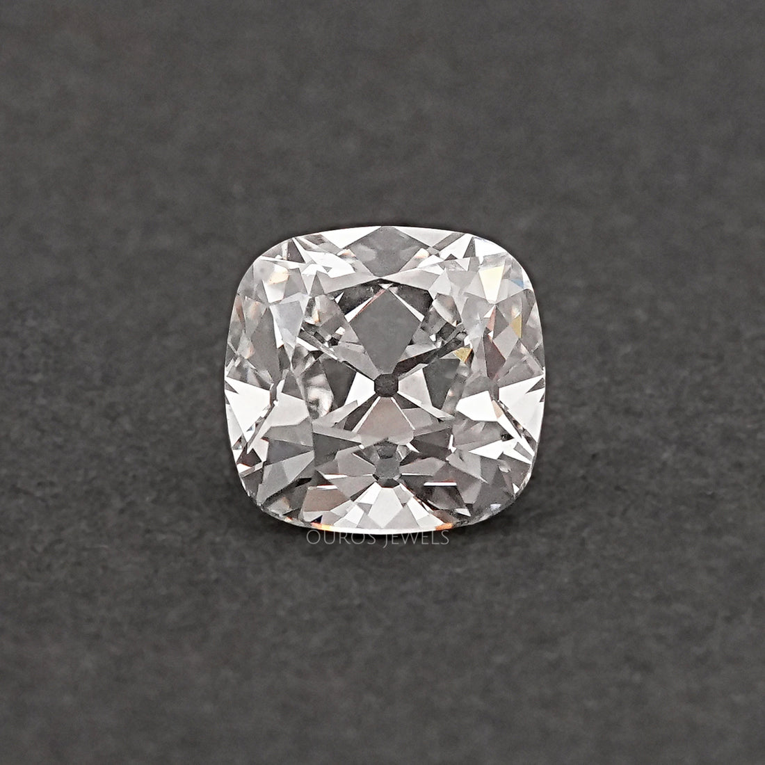 Loose Lab-Grown Old Mine Square Cushion Diamond GH