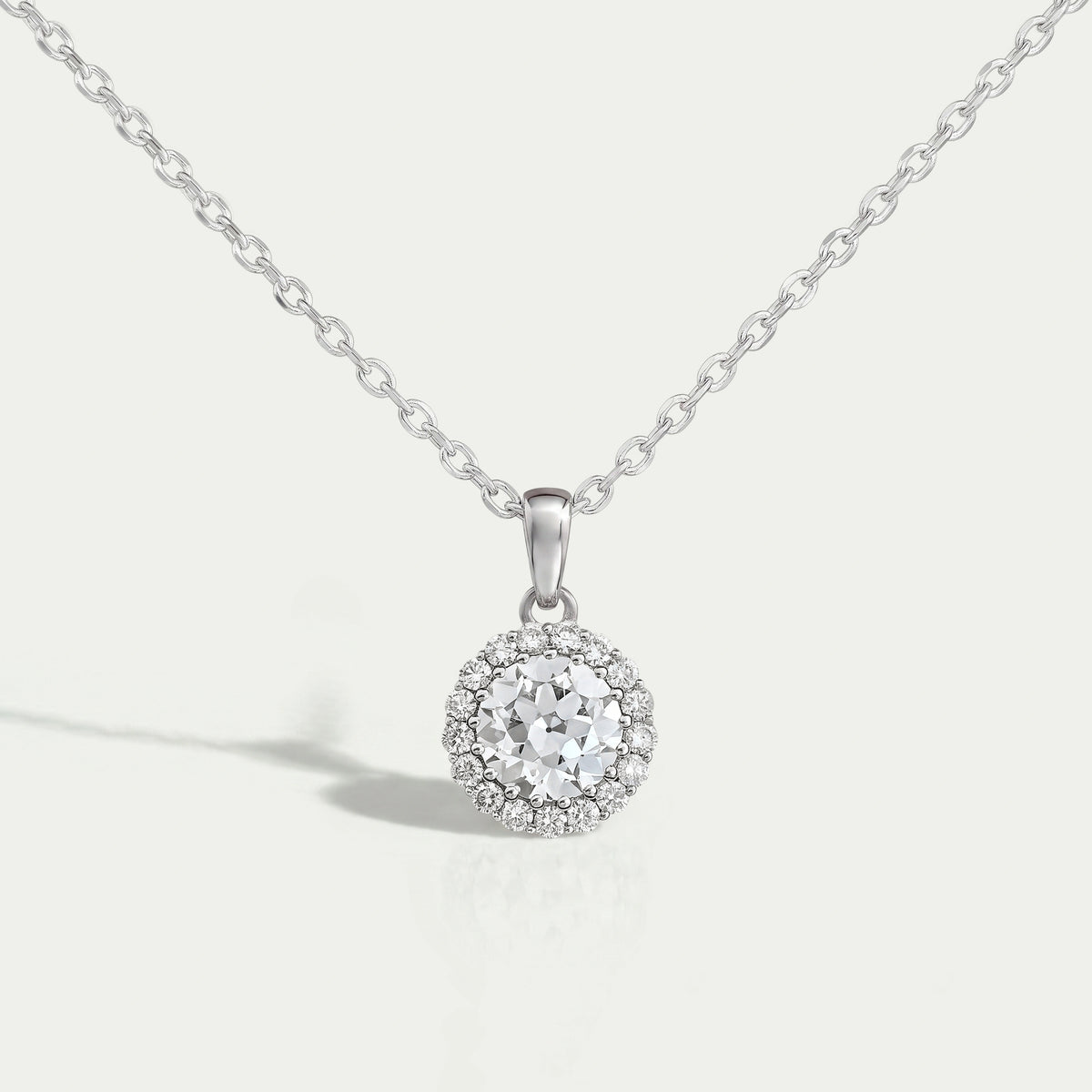 OEC Round Cut Halo Diamond Pendant Necklaces