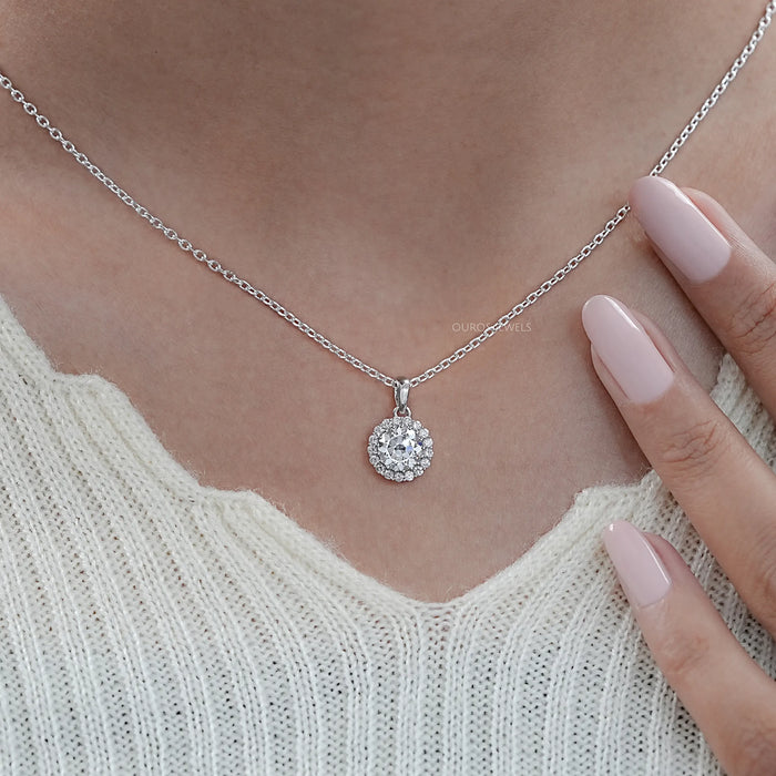 OEC Round Cut Halo Diamond Pendant Necklaces