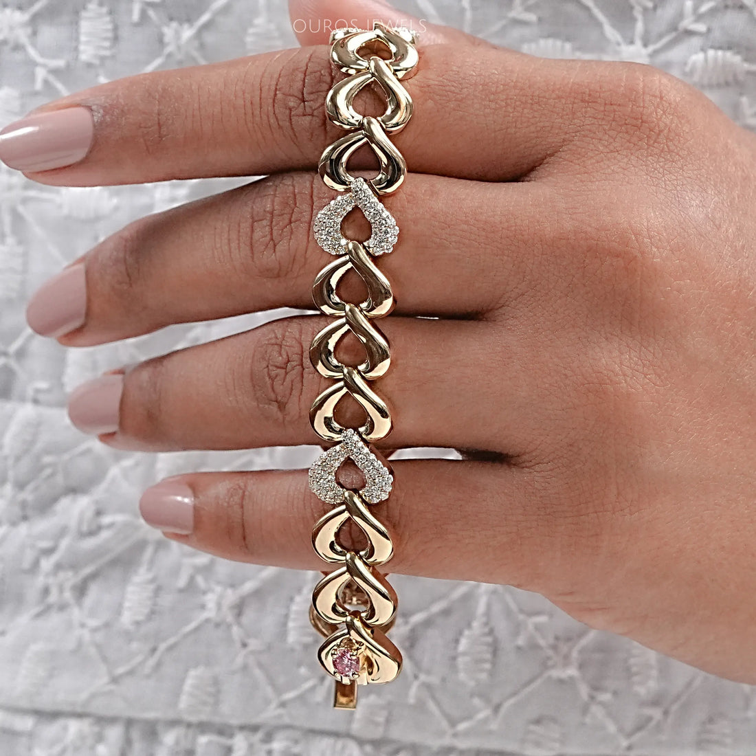 Pave Set Heart Link Bracelet Bracelet