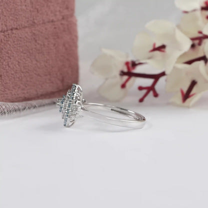 Blue Round Cut Lab Grown Diamond Cluster Set Ring Ring