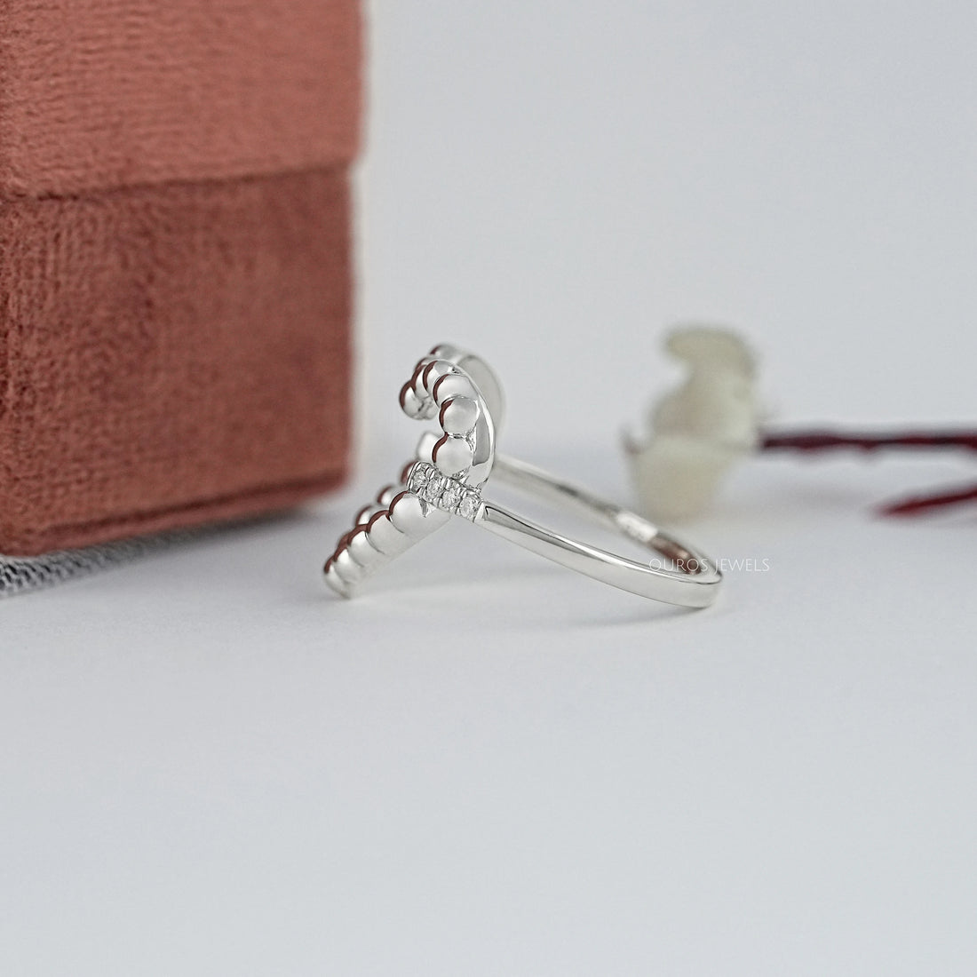 Open Heart Shape Round Diamond Bubble Ring Ring