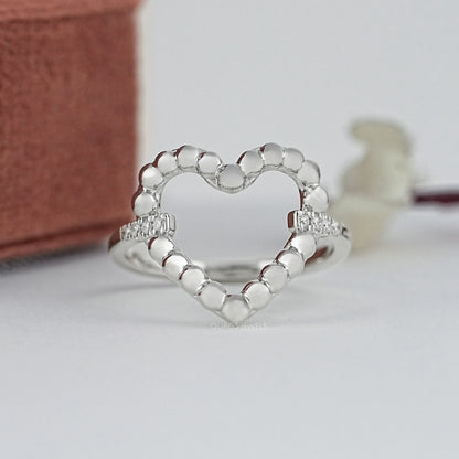 Open Heart Shape Round Diamond Bubble Ring Ring