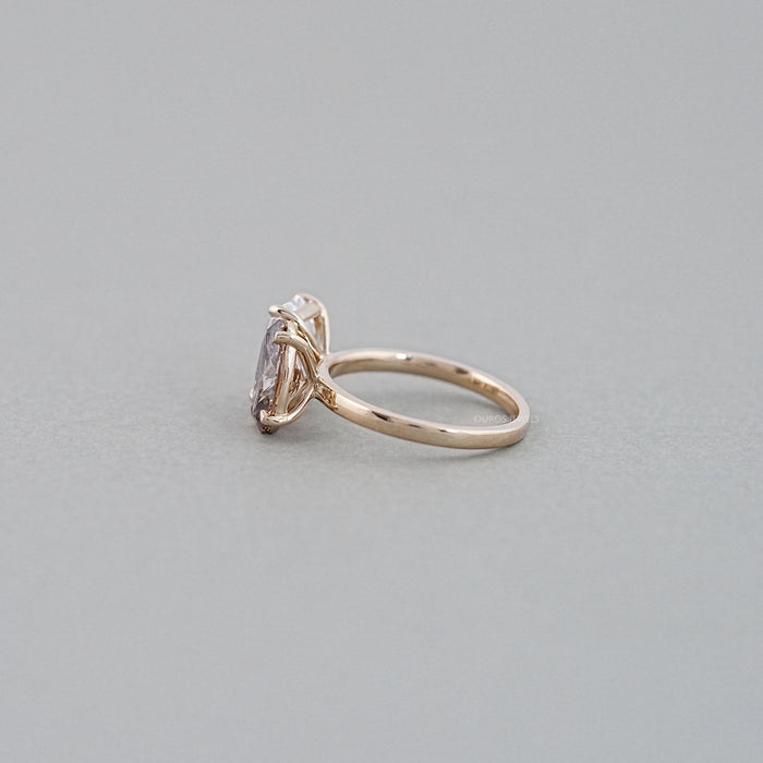 Emerald And Champagne Oval Diamond Toi et Moi Ring Ring