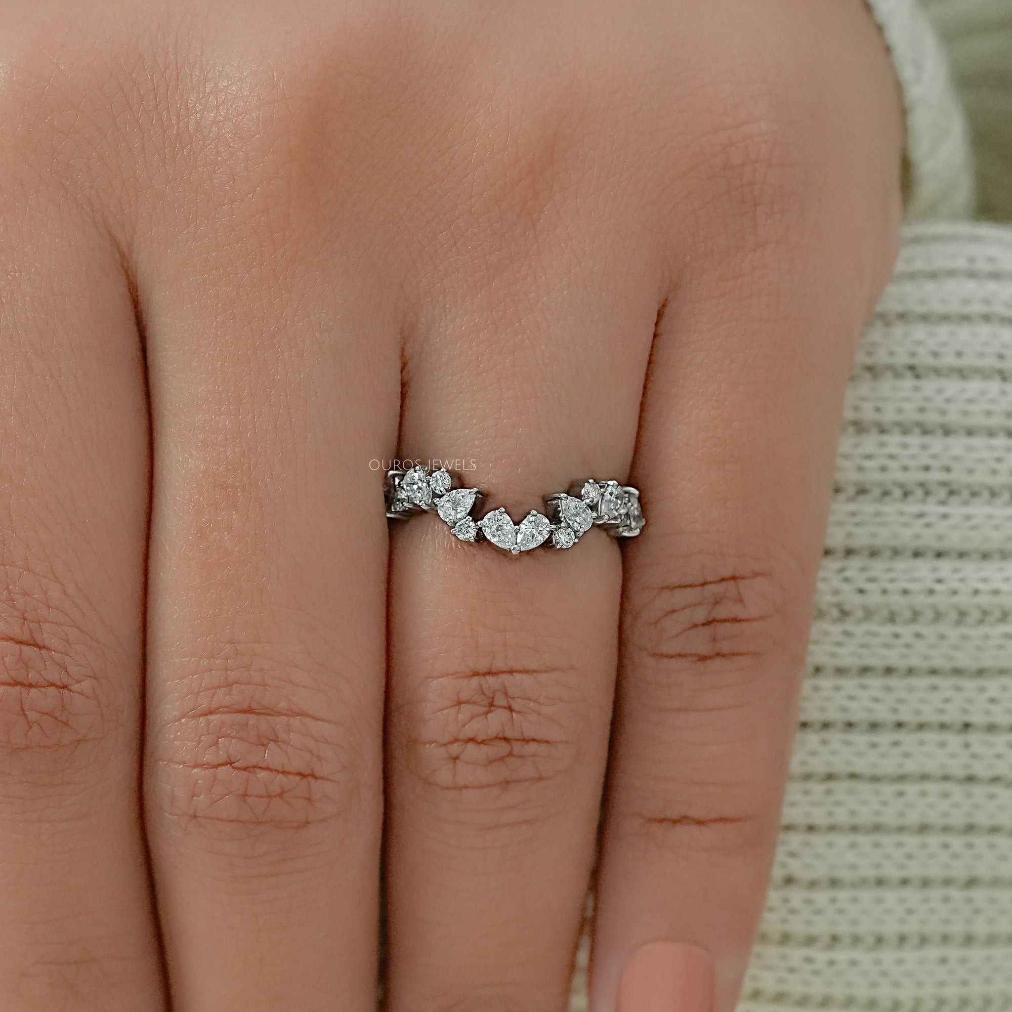 Pear And Round Lab Diamond Cluster Curved Ring Ring