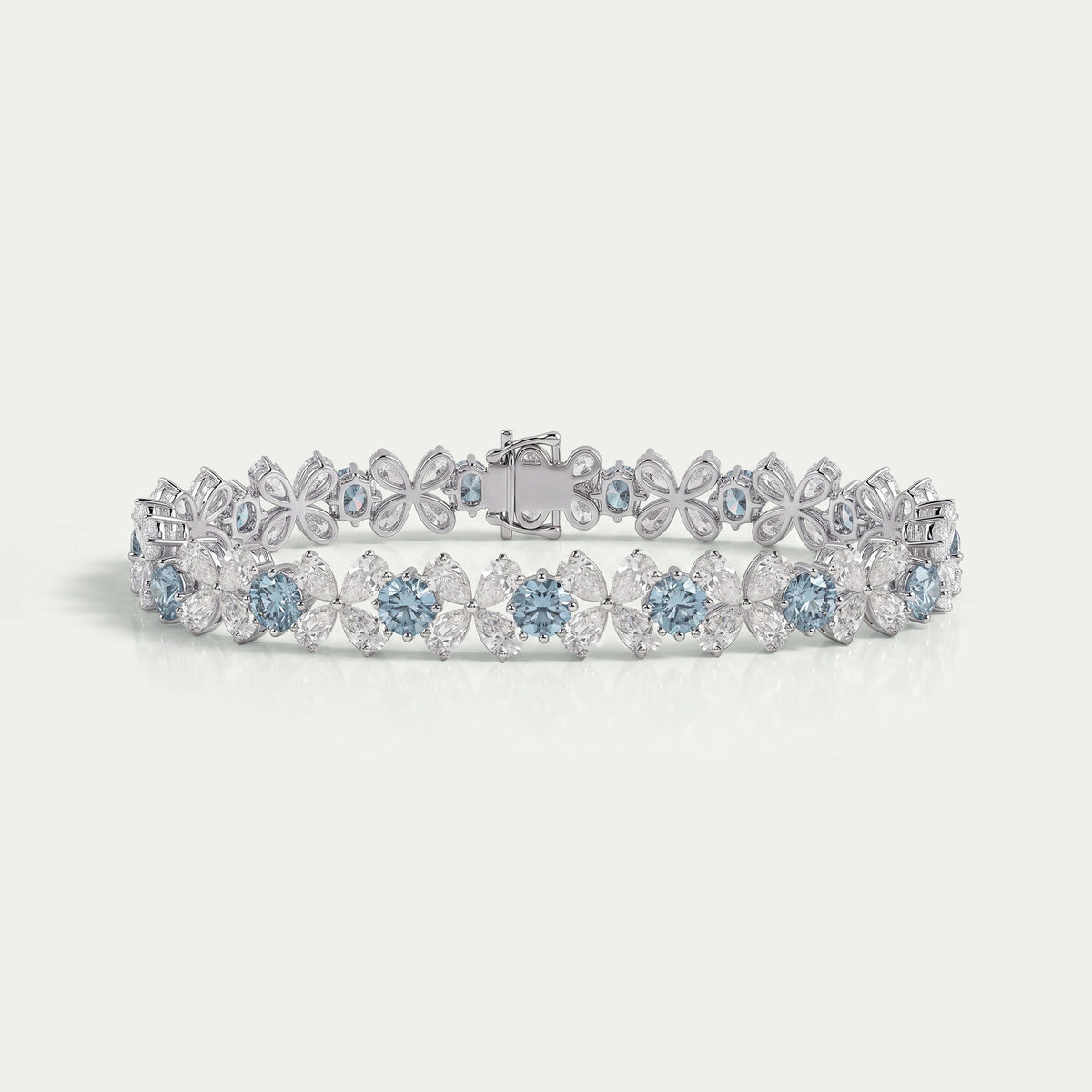 Pear-Shaped Flower Diamond Bracelet Bracelet