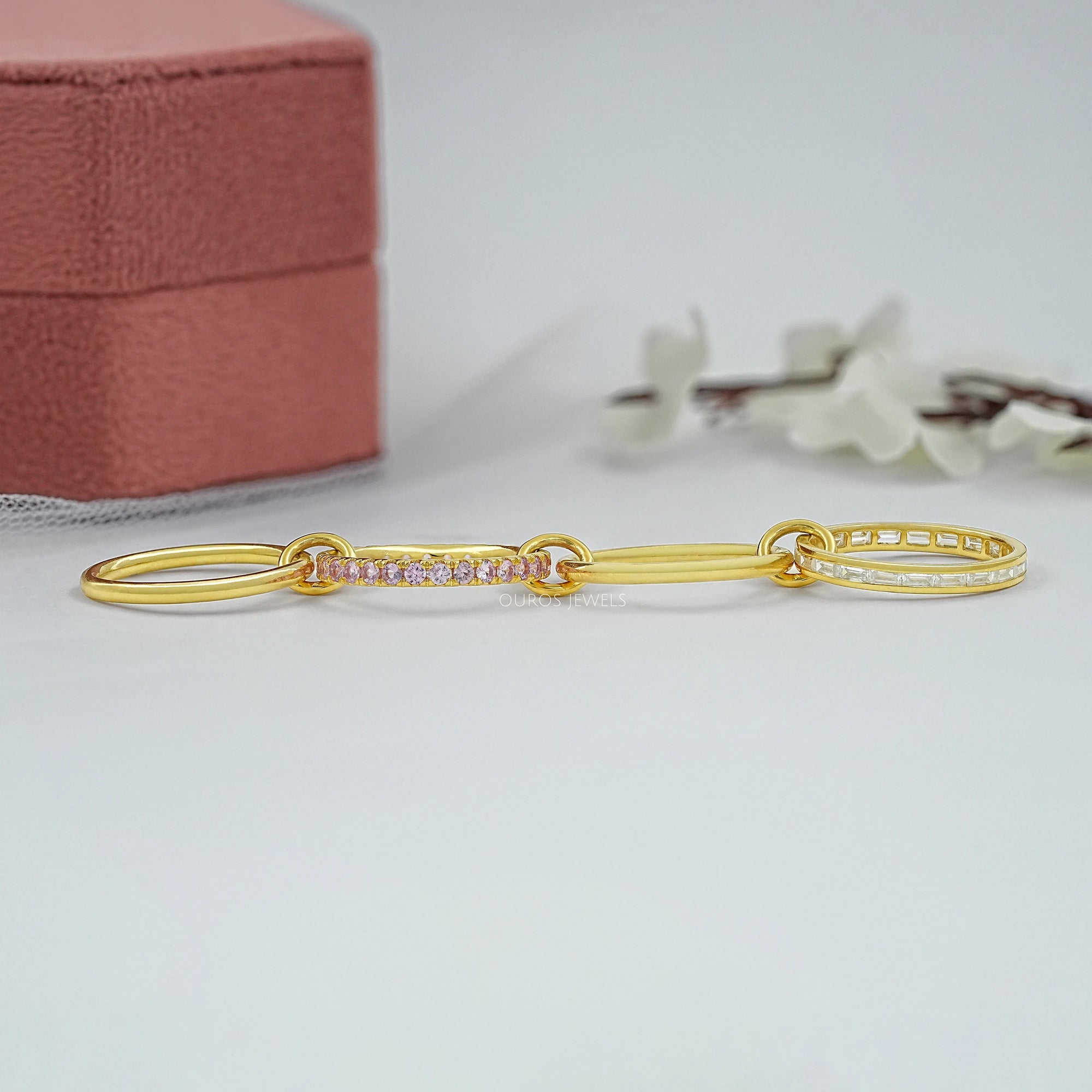 Baguette And Round Diamond Interlink Band Ring