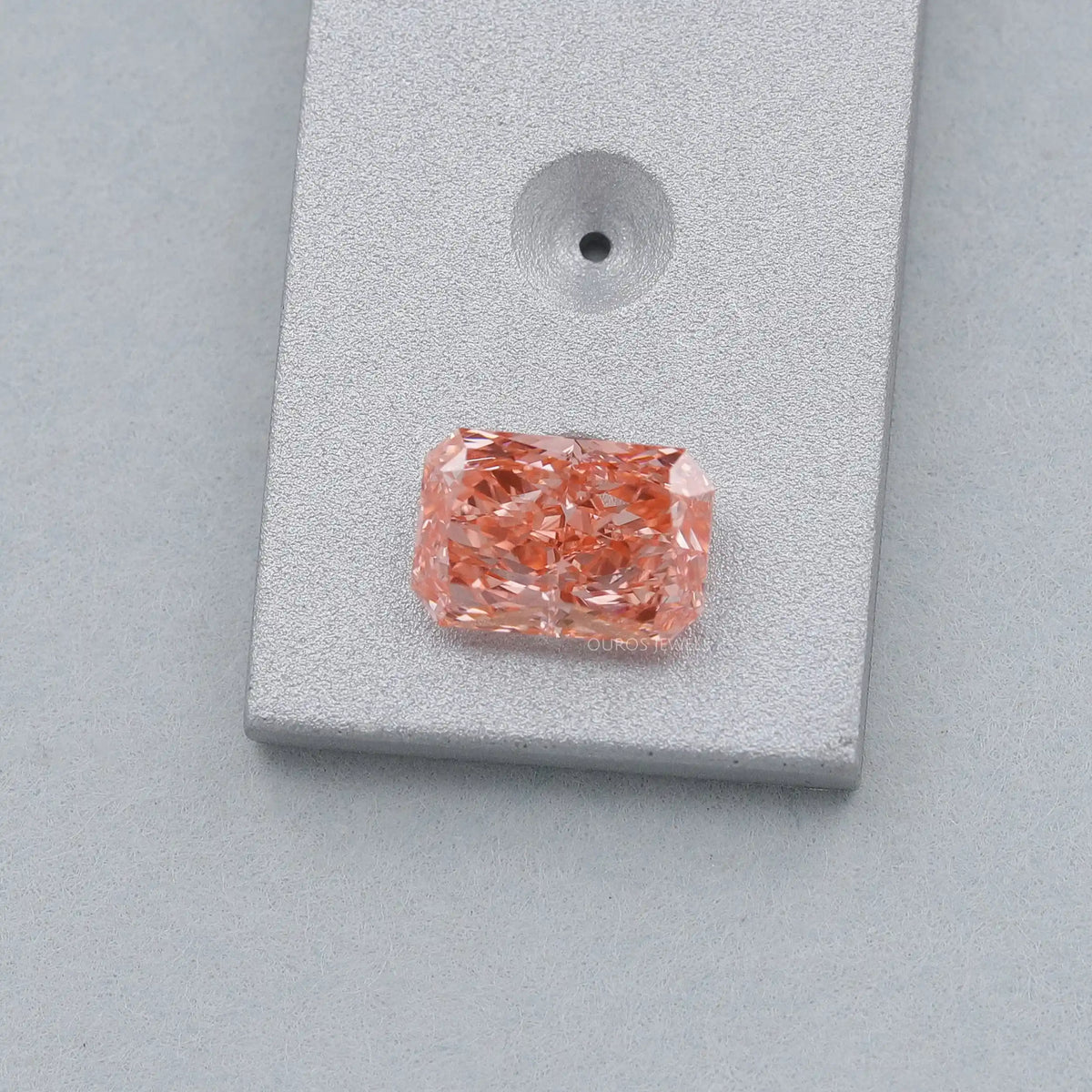 1.05 Carat Radiant Cut Lab Grown Diamond Loose
