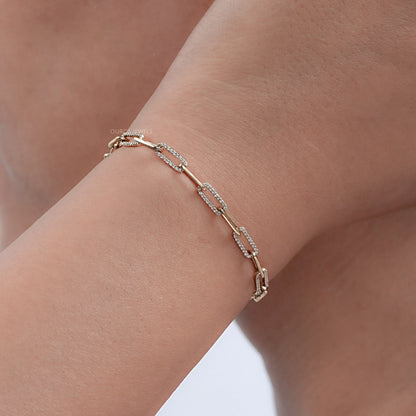 Round Lab Diamond Paper Clip Link Bracelet