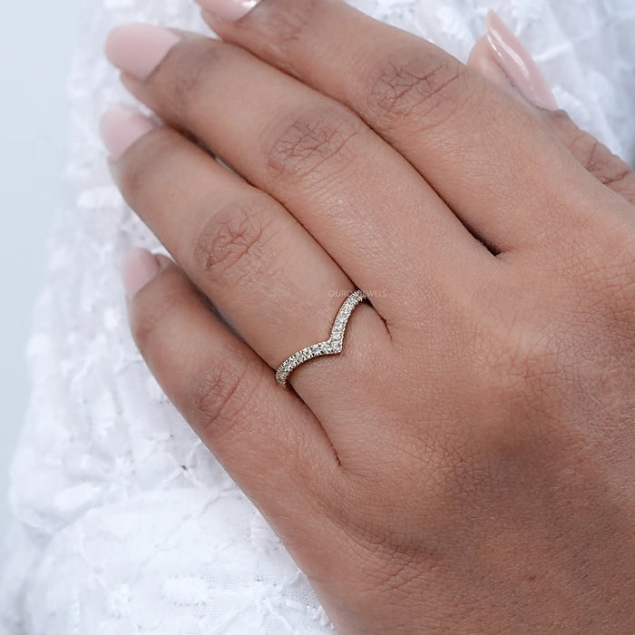 Round Lab Diamond Curved Wedding Band Rings