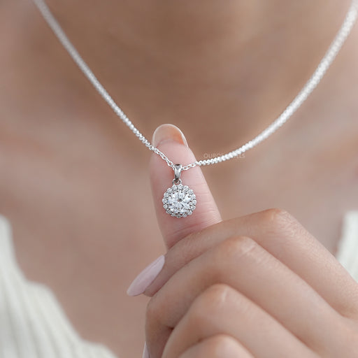 Round Lab Grown Diamond Halo Pendant Necklaces