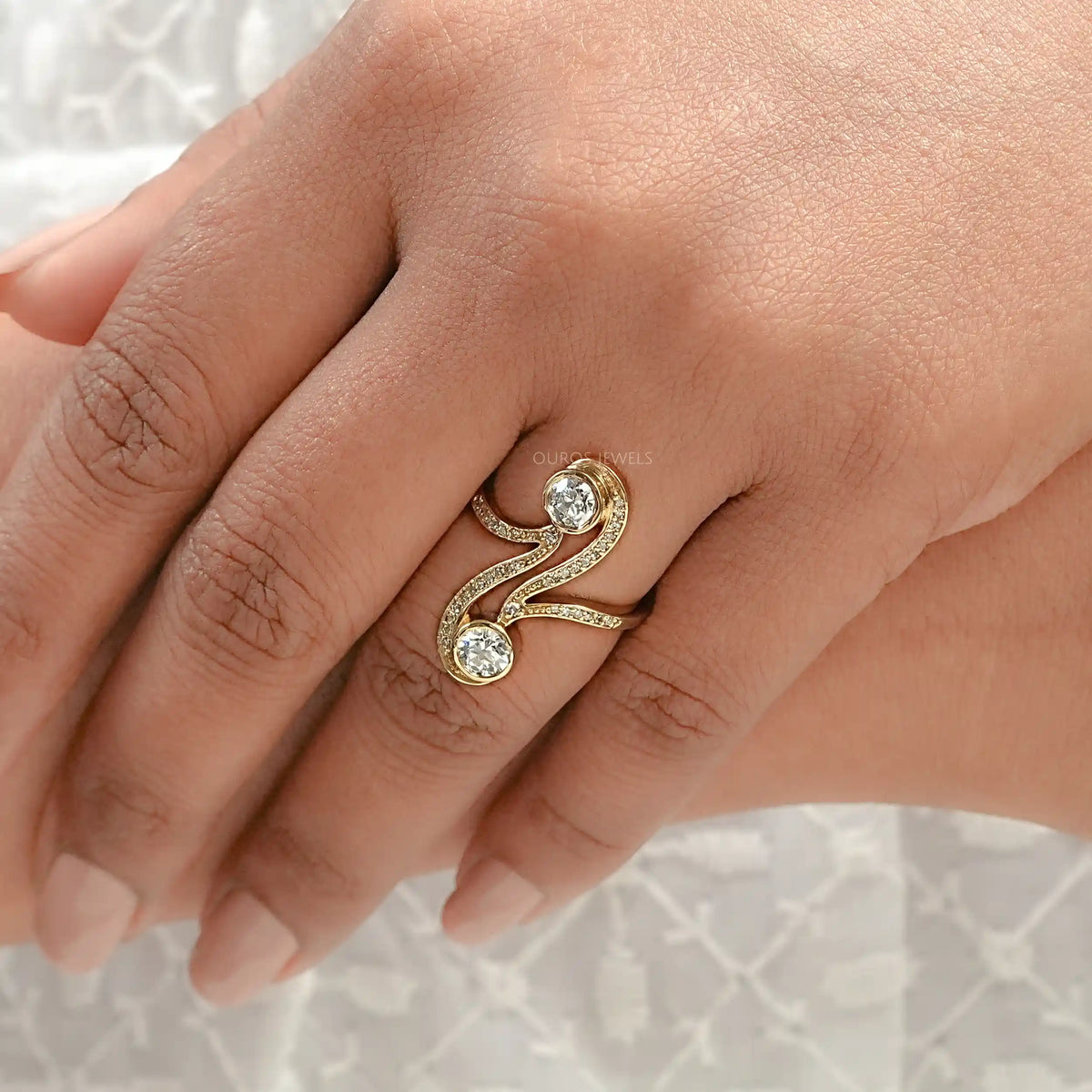 Single Cut Diamond Nouveau Ring
