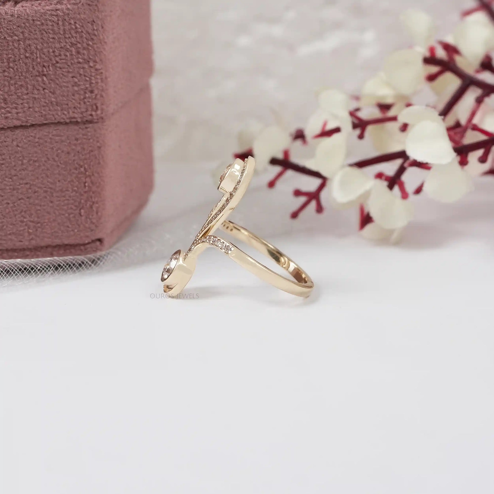 Single Cut Diamond Nouveau Ring