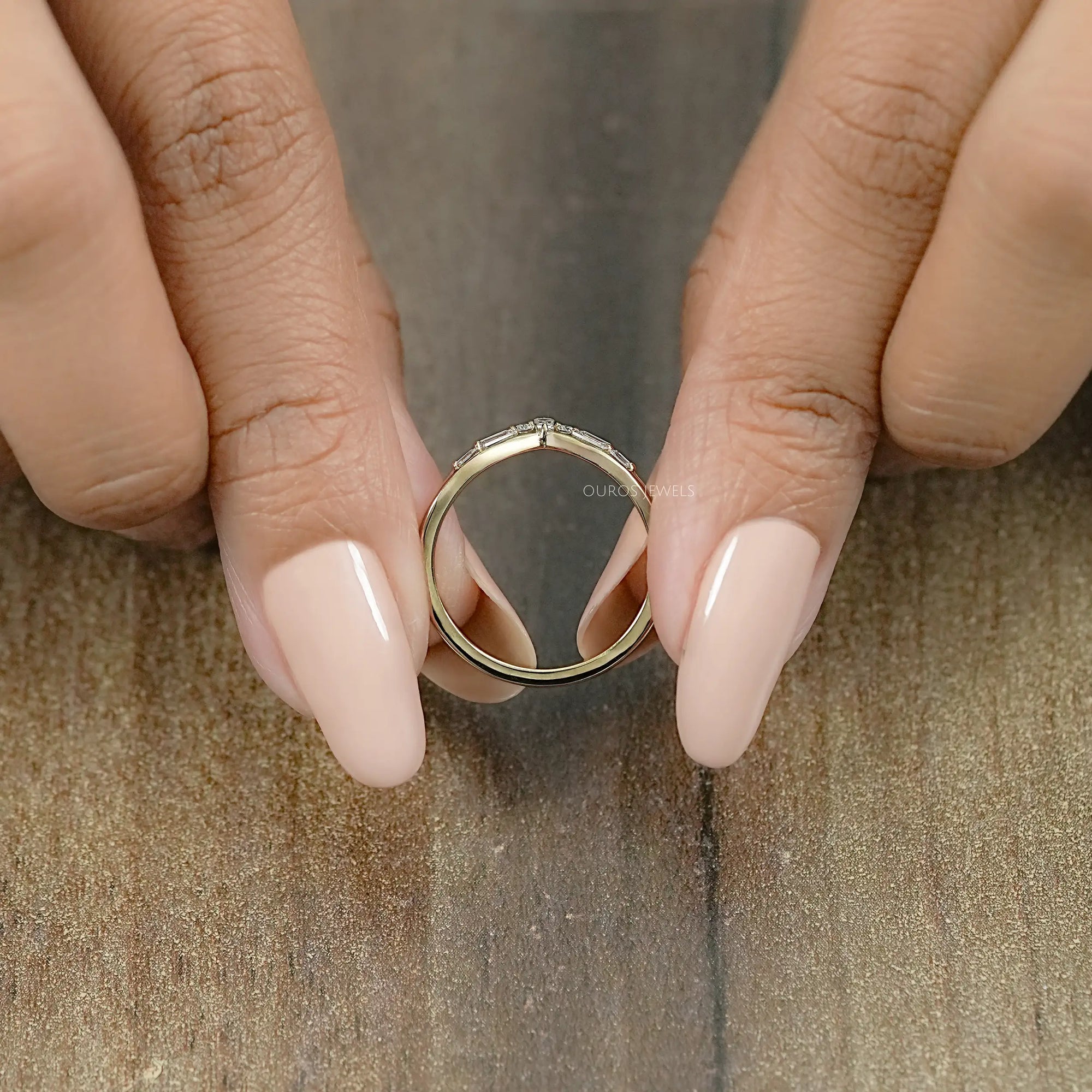 Tappered Baguette And Round Diamond Curved Band