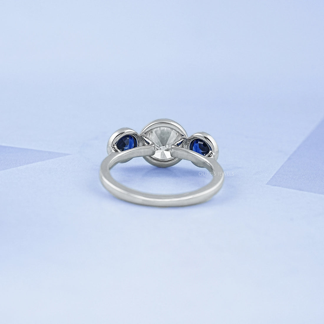 Three Stone Sapphire Gemstone Bezel Set Ring Ring