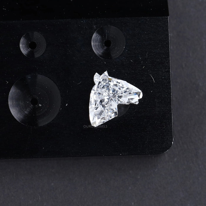 Unique Horse Head Cut Loose Diamond Loose
