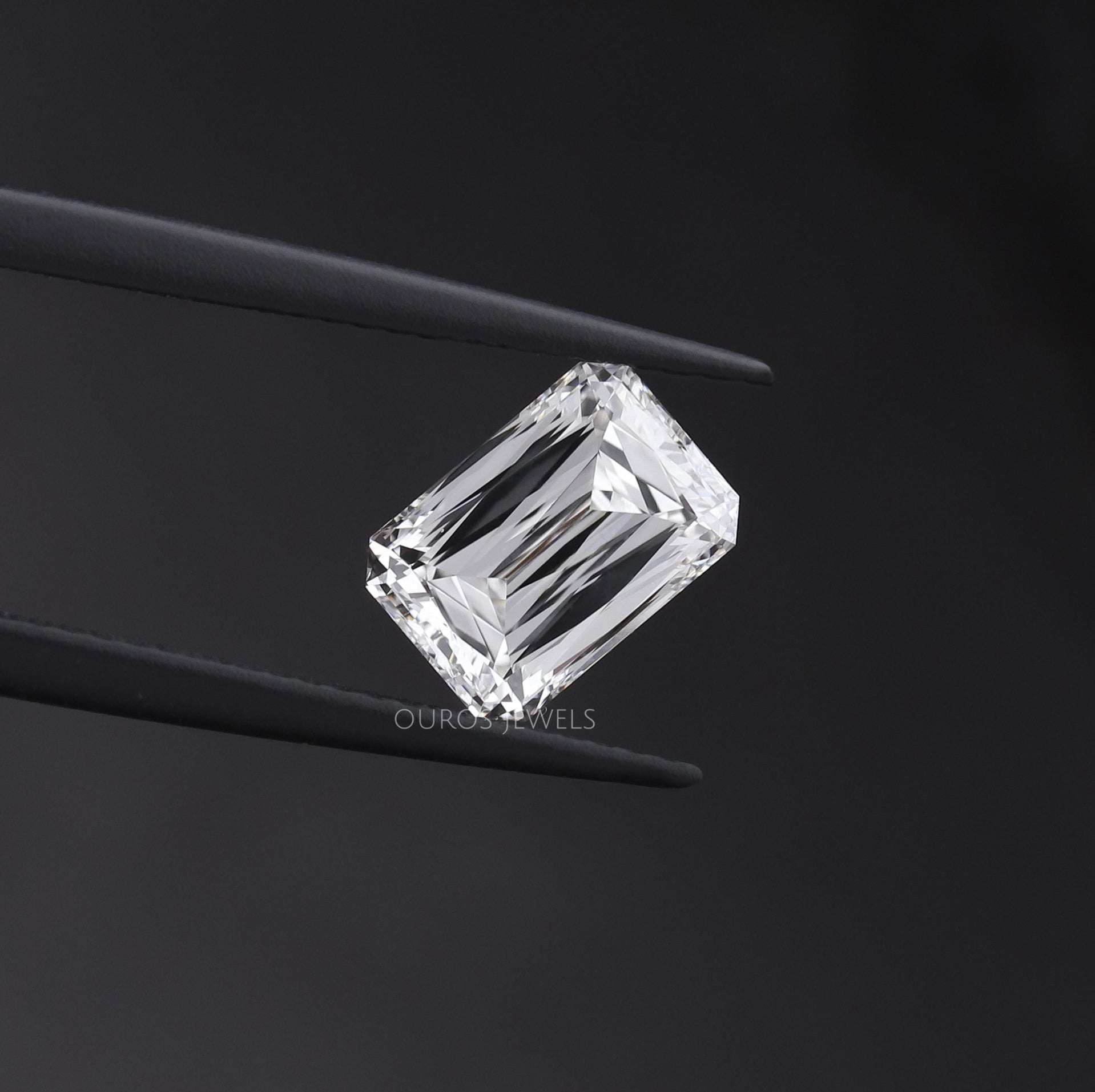 Criss Cut Antique Lab-Grown Diamond
