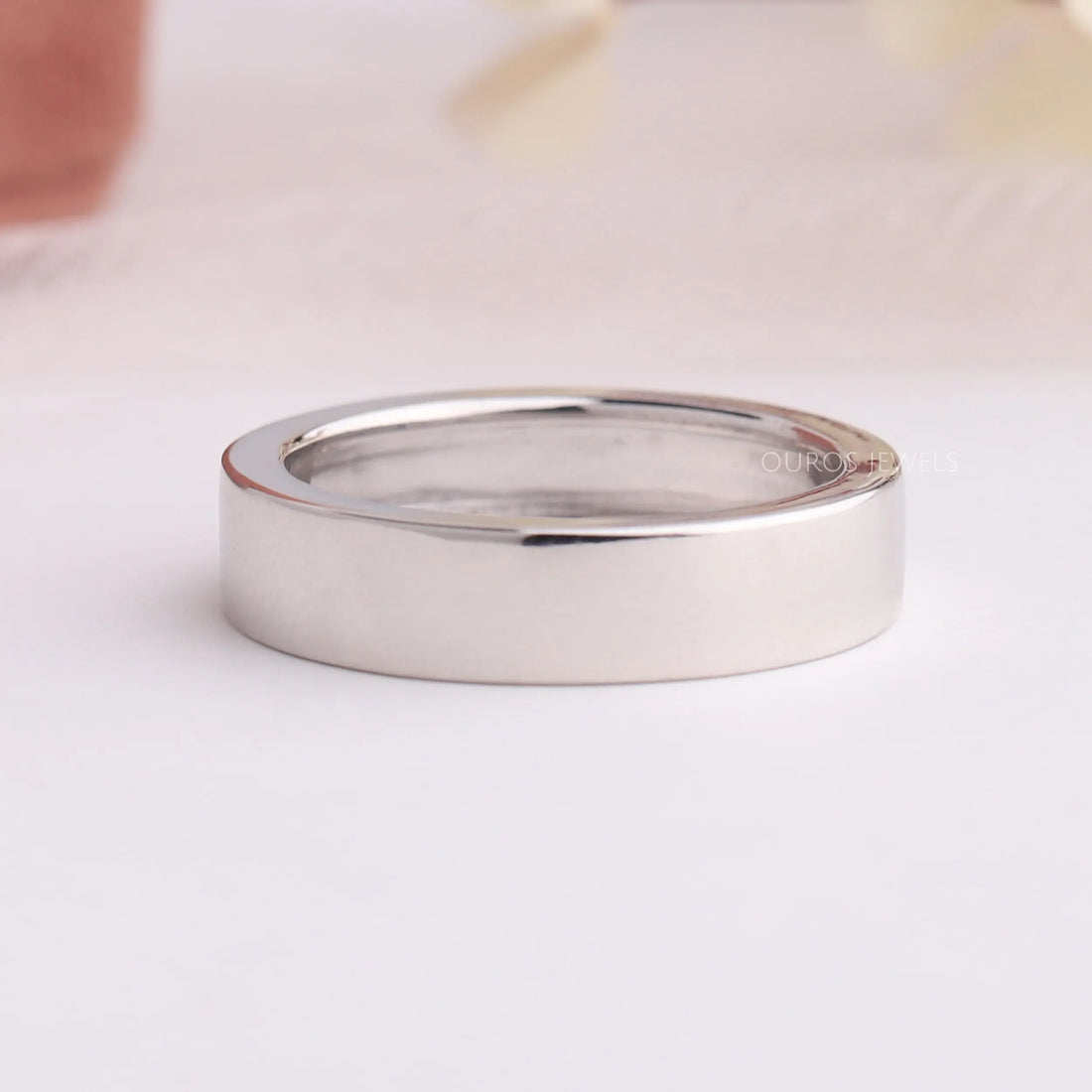 Solitaire Diamond Flush Set Men's Band