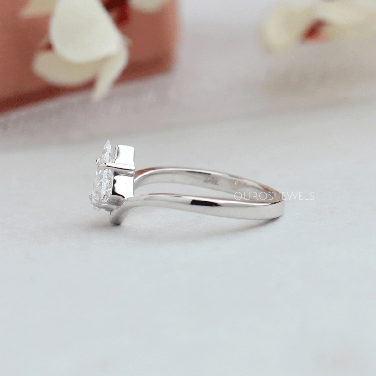 Kite Cut Curved Solitaire Engagement Ring