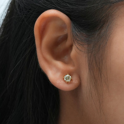 Yellow Round Diamond Stud Earrings