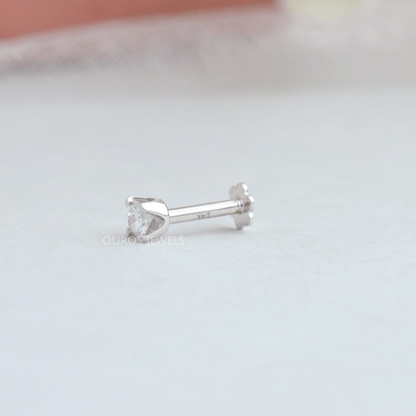 Round Cut Diamond Nose Pin