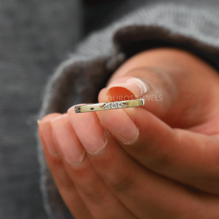 Round Cut Dainty Wedding Ring